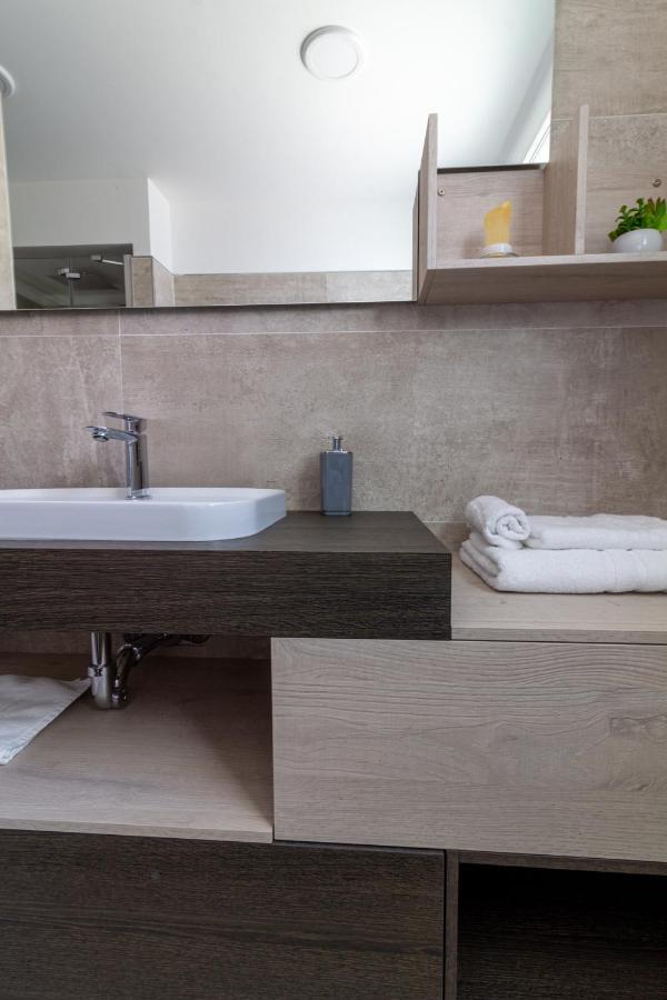 Istai Poetto Apartment Cagliari Ngoại thất bức ảnh